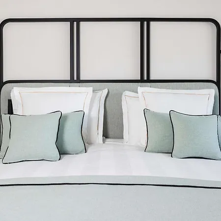 Mondrian Отель 5*