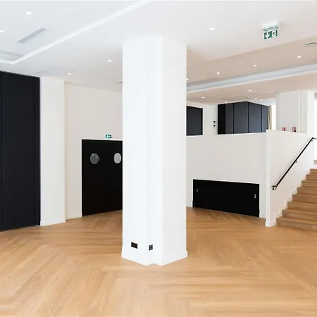 Mondrian Канны