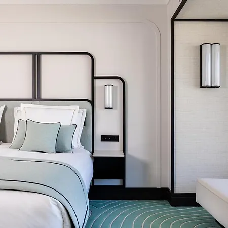 Hotel Mondrian 5*