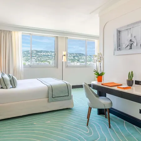 Mondrian 5* Cannes