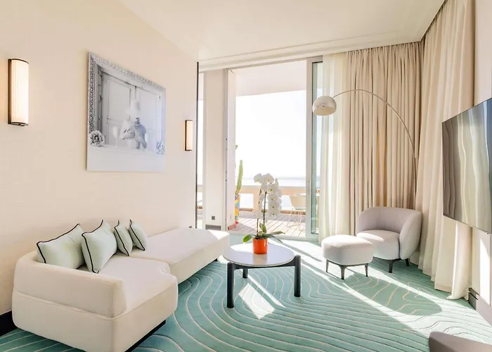 Szálloda Mondrian Cannes