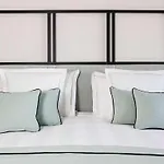 Mondrian Hotel 5*